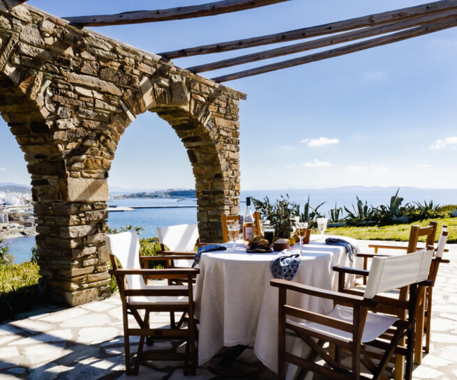 SIROCCOS house tinos